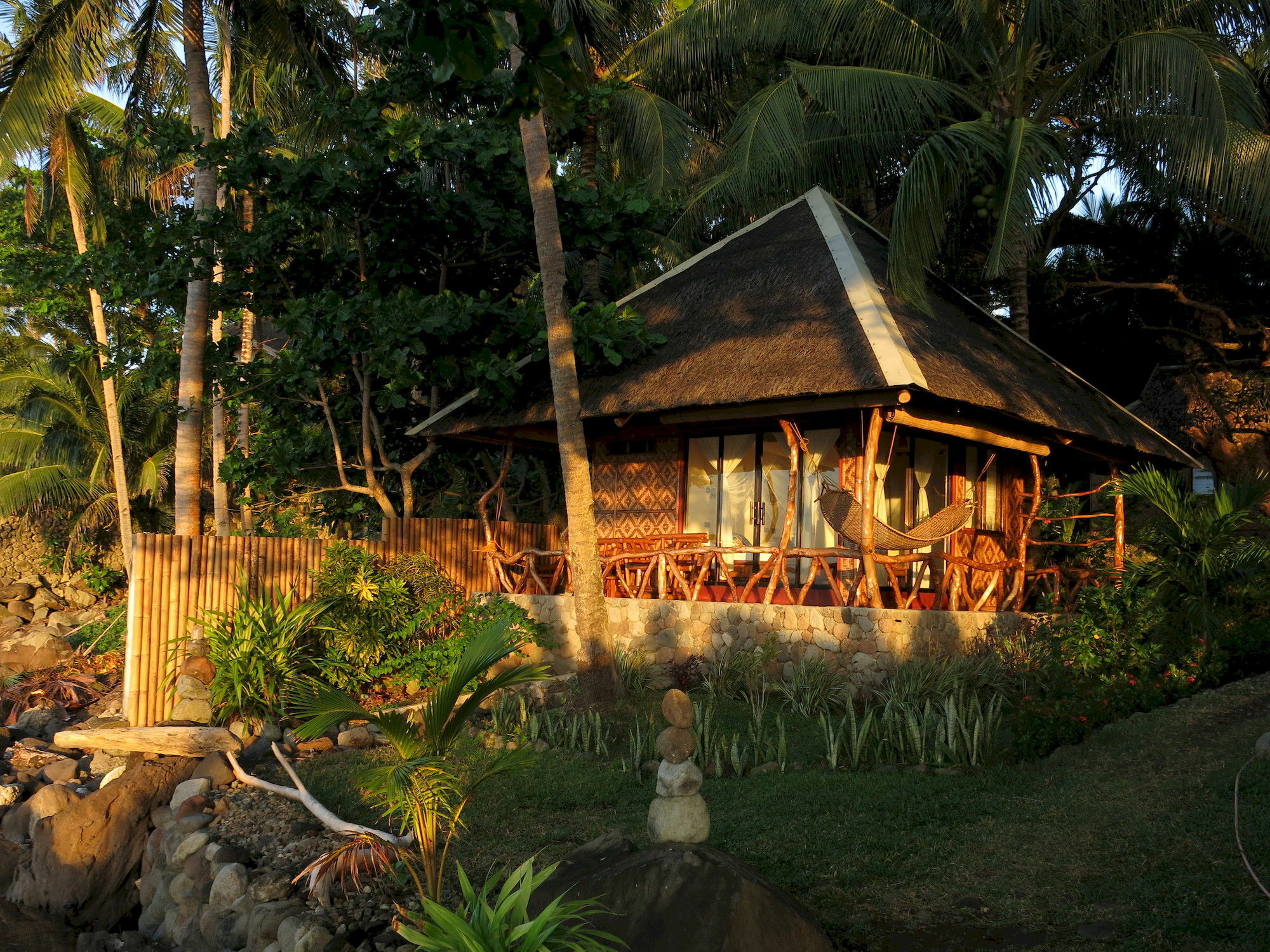 Camiguin Volcan Beach Eco Retreat & Dive Resort Mambajao Ngoại thất bức ảnh