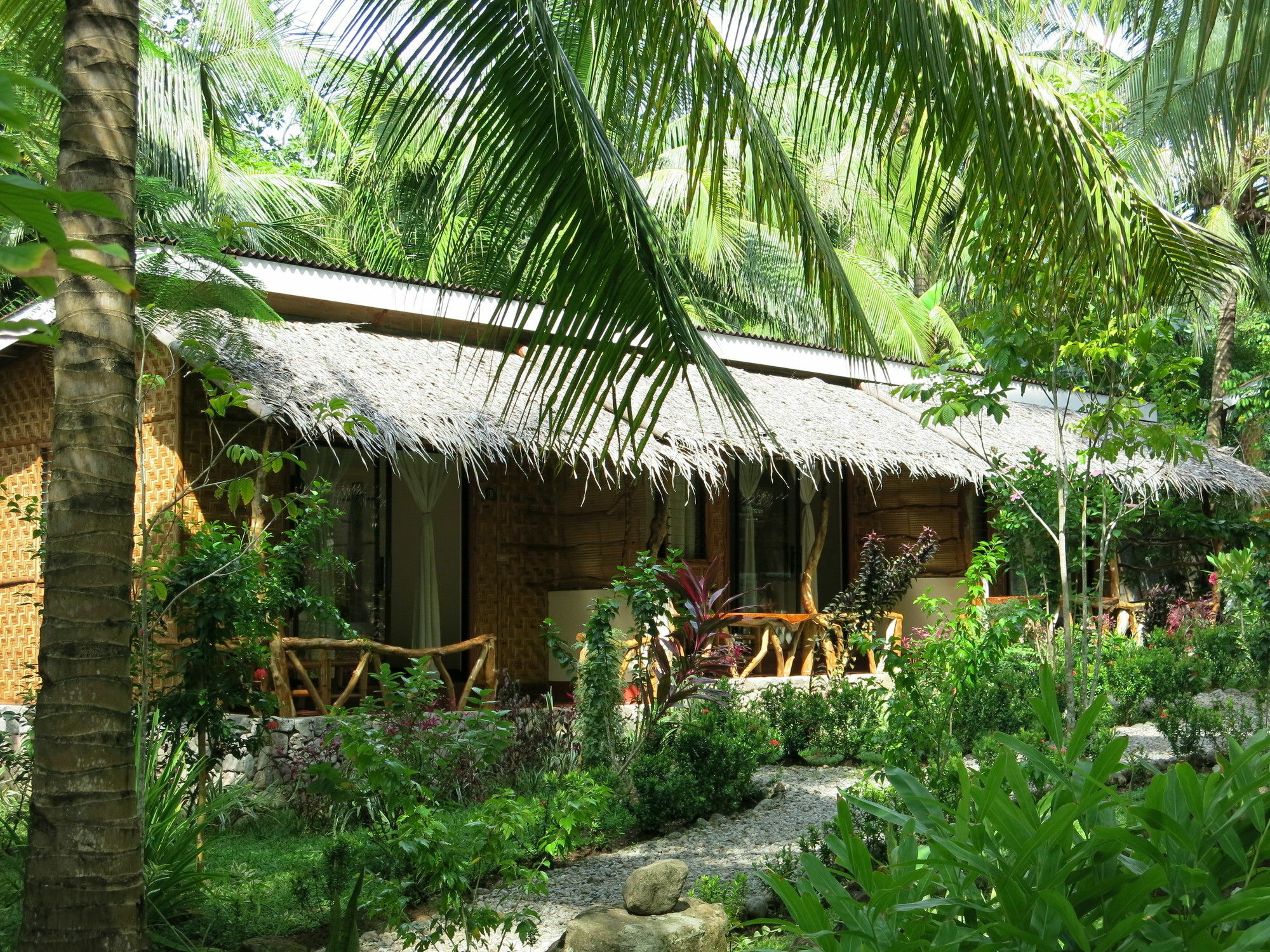 Camiguin Volcan Beach Eco Retreat & Dive Resort Mambajao Ngoại thất bức ảnh